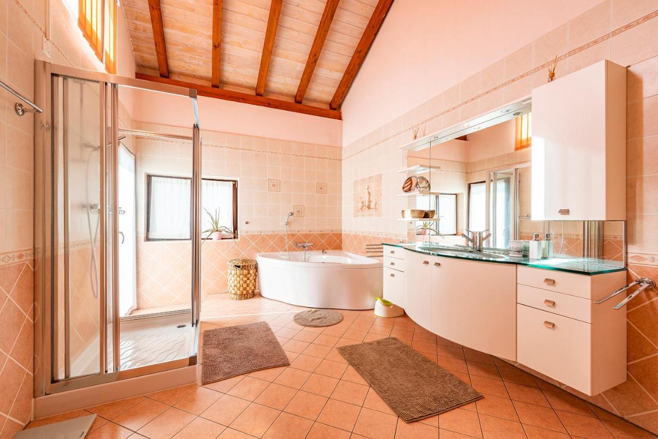 Casa Luna - Wonderful Lake View Brione sopra Minusio المظهر الخارجي الصورة